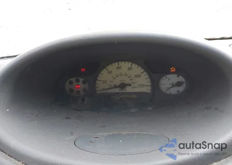 2000 Toyota Echo z USA, uszkodzony, nr VIN JTDAT1235Y5018002